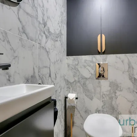 Urban Flat 170 - Amelot In Center Of Apartment Paris