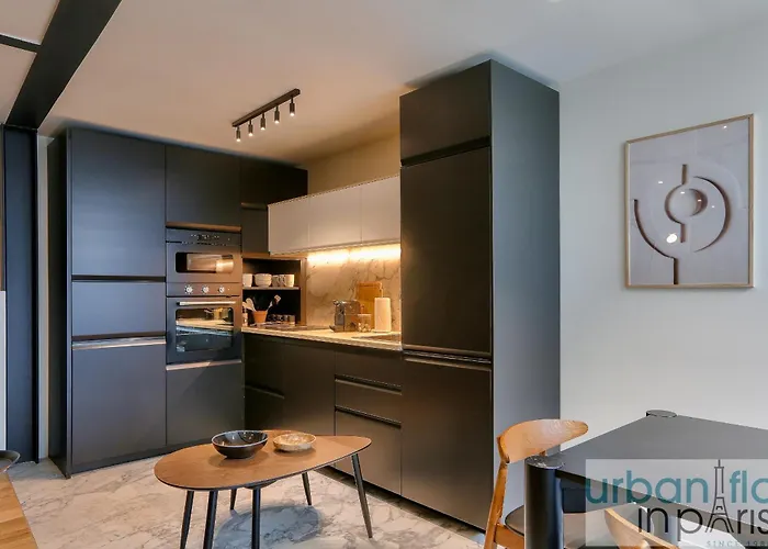Urban Flat 170 - Amelot In Center Of Paris