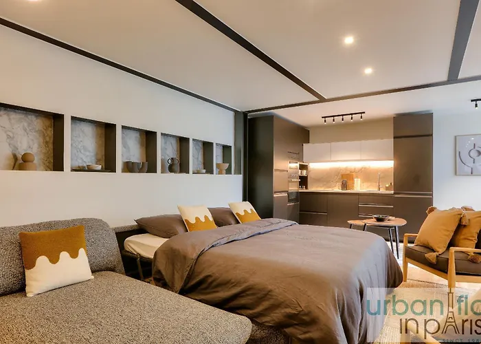 Urban Flat 170 - Amelot In Center Of Appartement
