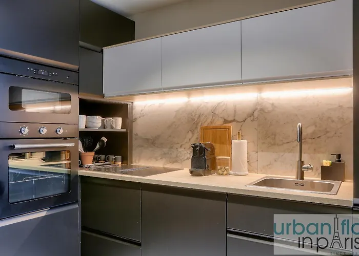 Urban Flat 170 - Amelot In Center Of Appartement Paris