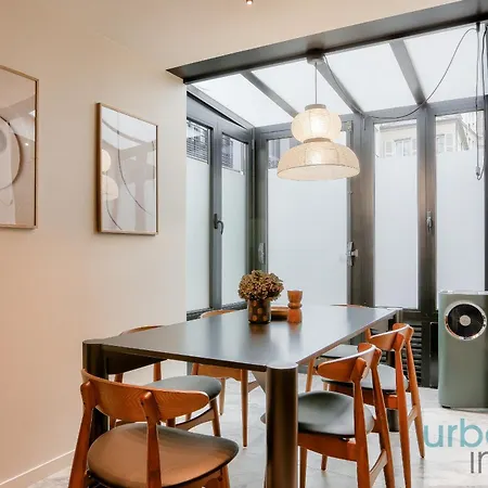 Urban Flat 170 - Amelot In Center Of Appartement