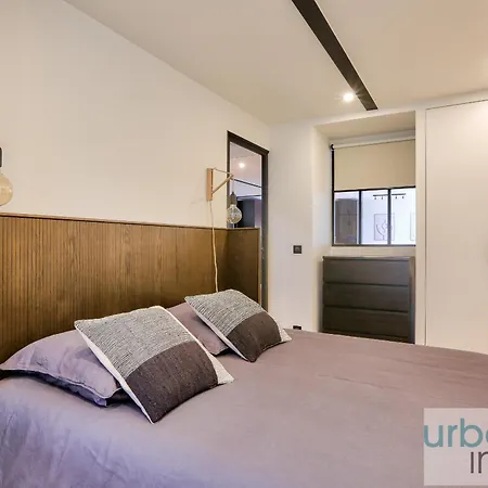 Urban Flat 170 - Amelot In Center Of Appartement *